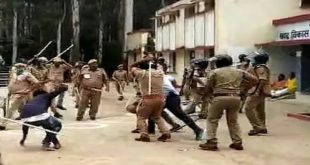 Up Block Pramukh Elections BJP-SP Workers Clash At Many Places, Firing In Sitapur, Uproar In Shravasti_Pic Credit Google